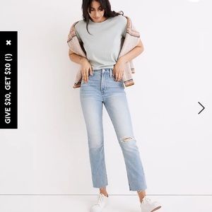 NWT Madewell Coney wash destructed The Perfect Vintage Jean size 24